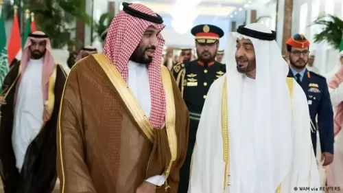 السعودية والإمارات تتفقان على هدنة وترحيل الخلافات بينهما مؤقتاً .. تفاصيل
