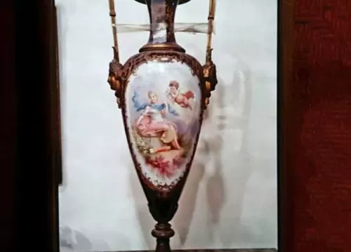 القائمة الكاملة لمقتنيات شقة الزمالك.. ذهب وآثار ولوحات في «مغارة علي بابا » (صور وفيديو)