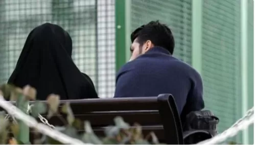 السعودية: قصة حُب عمرها اربع سنوات تنتهي بالتهديد والفضائح والجنس