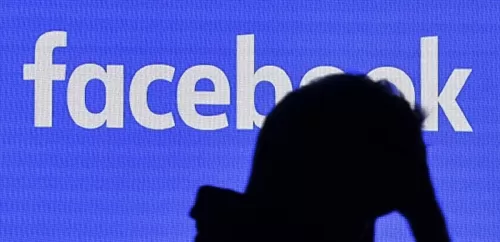 كيف تتحقق إذا قام شخص ما بتسجيل الدخول إلى حسابك الخاص على “فيسبوك “؟