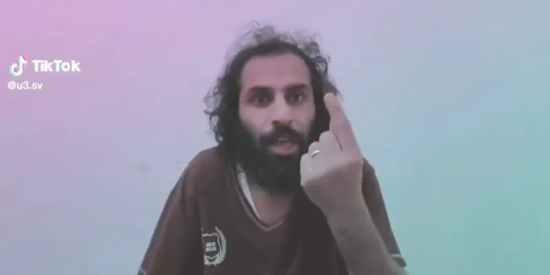 شاهد: الفيديو الكامل الذي نشره فيصل القاسم لمصطفى المومري وسؤال ساخر يحرج اليمنيين