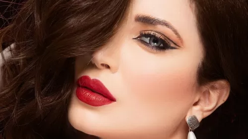 شاهد: نسرين طافش تستعرض اوضاع الركوب