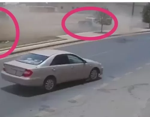 فيديو مروع من السعودية لانقلاب وايت مياه بعد تصادم عنيف مع دورية أمنية على طريق سريع