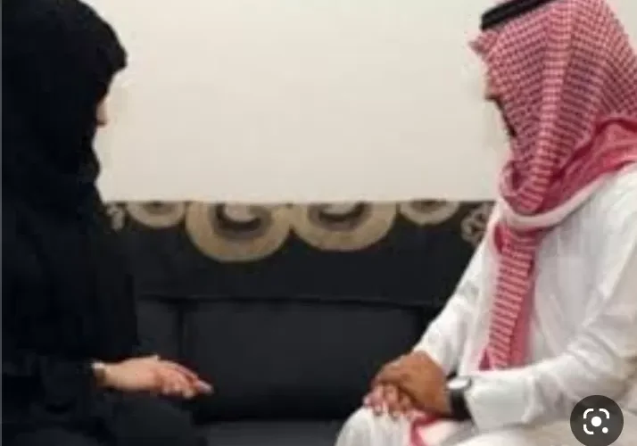 اغرب قضية خلع في محكمة جده لفتاة سعودية عشرينيه وماذا حصل بعدها