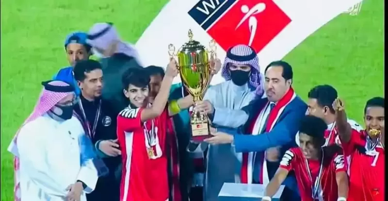 بحسب ادعاءات المانحين .. سيحصل كل لاعب وعضو في بعثة المنتخب اليمني للناشئين على هذا الرقم الخيالي