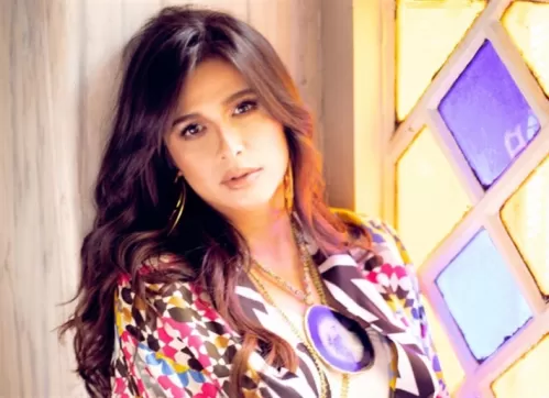 طبيب يكشف حقيقة الخطأ الطبي في حالة ياسمين عبد العزيز: هذا ماحدث في العملية