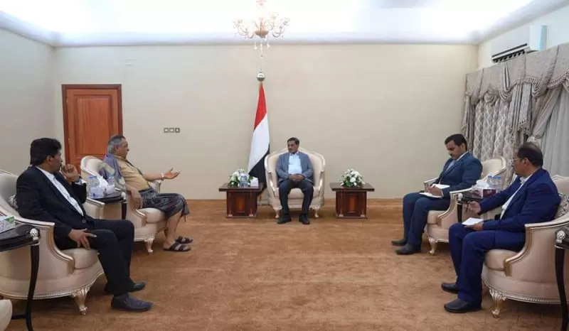 ب٢٠ مليار.. المجلس الرئاسي يتخذ اول خطوة للبقاء في عدن