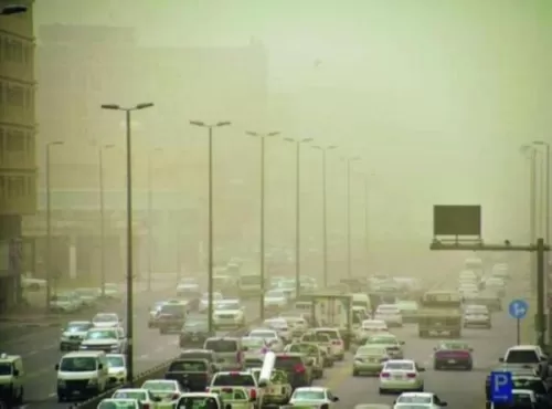 فيديو مرعب من الرياض بعد ان غطتها الرمال .. شاهد