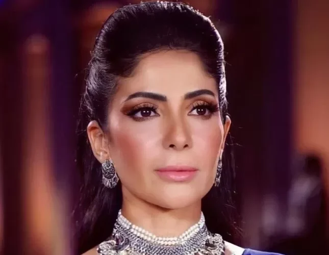 الأزهر يتحرك رسمياً ضد منى زكي بسبب “أصحاب ولا أعز”