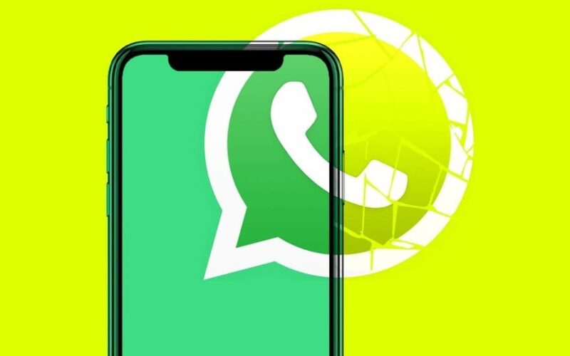 حيلة بسيطة عبر واتساب تخطف حسابك.. ما علاقة كورونا؟