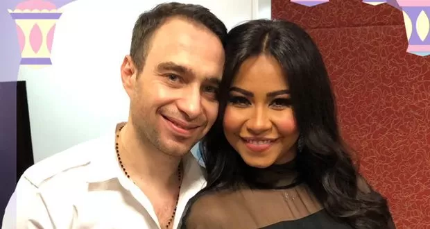 شيرين عبد الوهاب تعلن طلاقها من حسام حبيب وتكشف سبب صادم لم يتوقعه احد