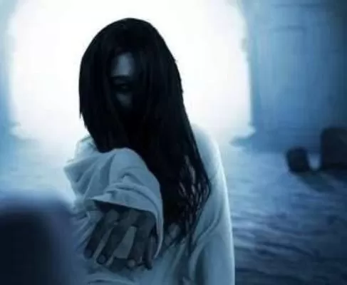 عريس مصري يذهب لإحضار شيخ لعروسه الممسوسة بالجن .. وعند عودته للمنزل كانت المفاجئة