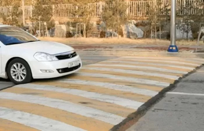أمانة الرياض تحدد هذه الضوابط والمـواصـفات للمطبات وتفرض عقوبة قاسية لكل من يعمل مطب غير مرخص