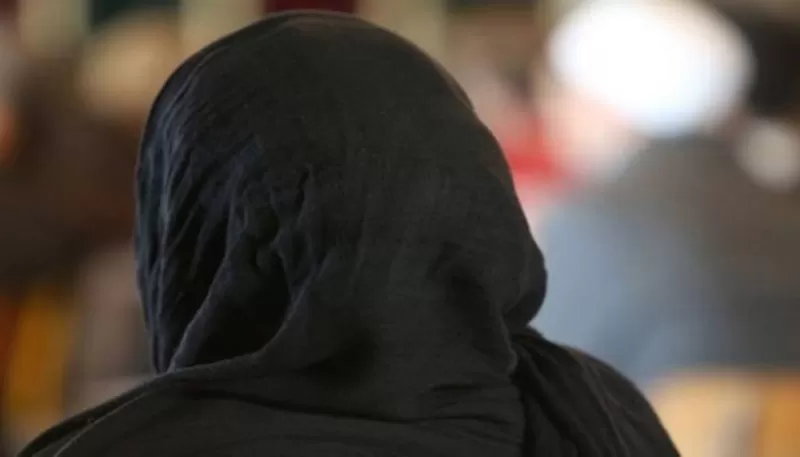 عقـوبات قاسية في السعودية لكل من يلتقط صور لزوجين في هذه الاماكن