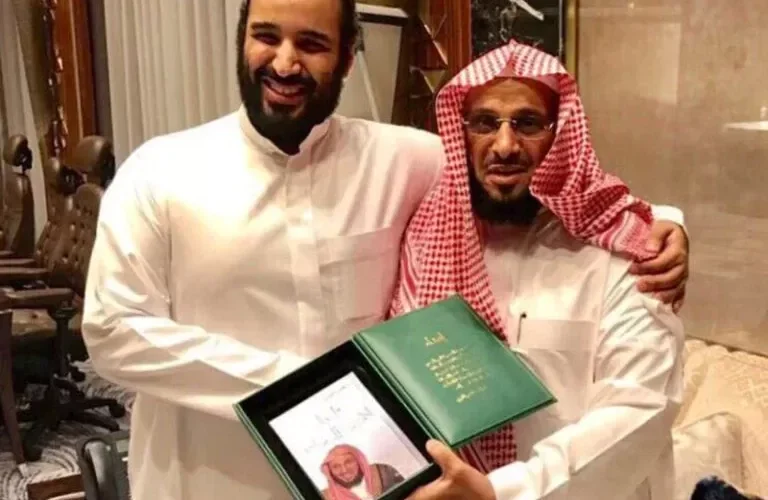 تفاصيل لقاء ساخن بين الأمير محمد بن سلمان وعائض القرني