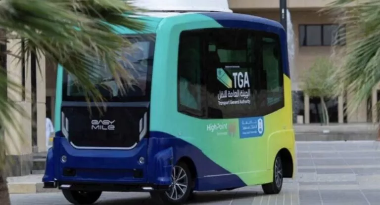 السعودية تنقل التجربة الاوروبية وتطلق حافلات ذاتية القيادة لنقل الحجاج لأول مرة في تاريخها