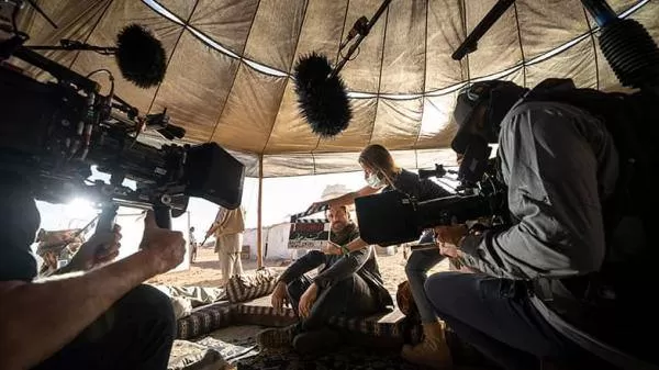 بالصور ..مخيم إبداعي لتطوير المواهب السينمائية بالعلا السعودية
