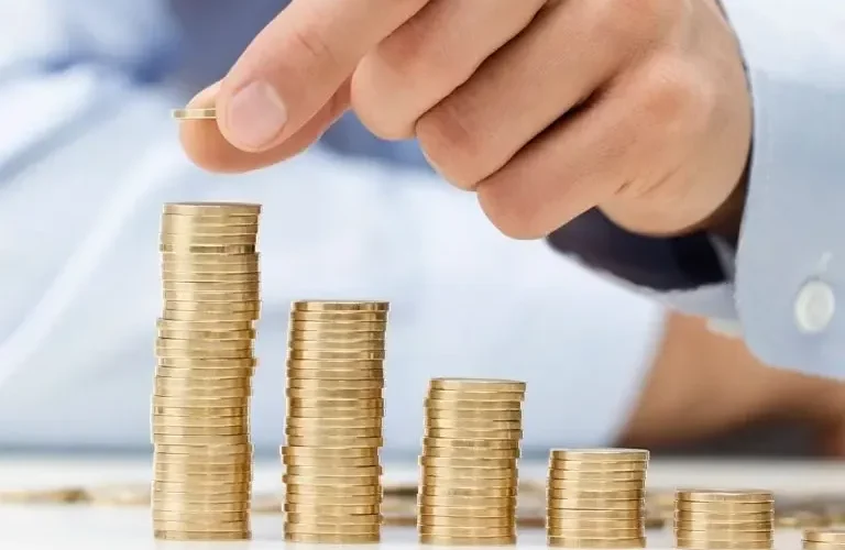 مهما كان وضعك الاجتماعي.. 8 خطوات تدخلك نادي الاثرياء في السعودية!