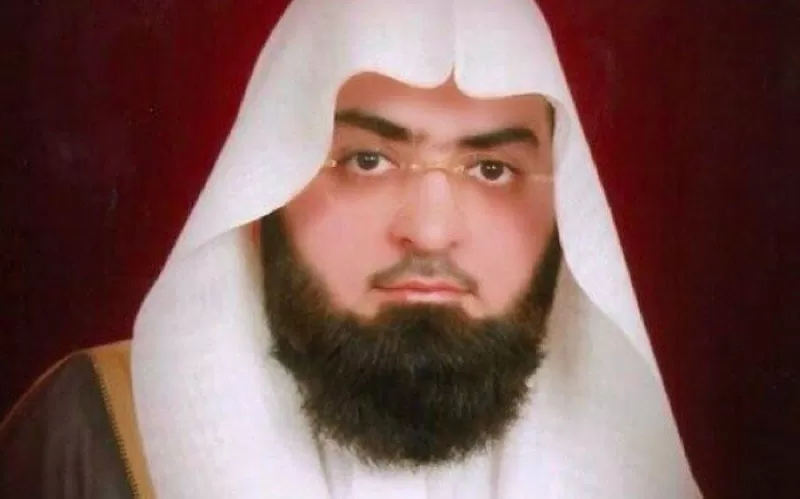 بالاسم والصورة .. وفاة احد اشهر أئمة المسجد النبوي ومسجد القبلتين