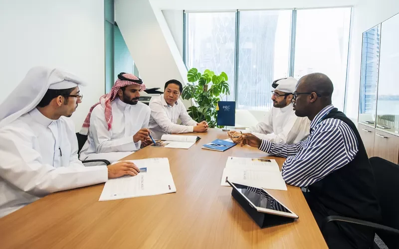 كم راتب إدارة الأعمال في السعودية 1444 والوظائف المتوفرة