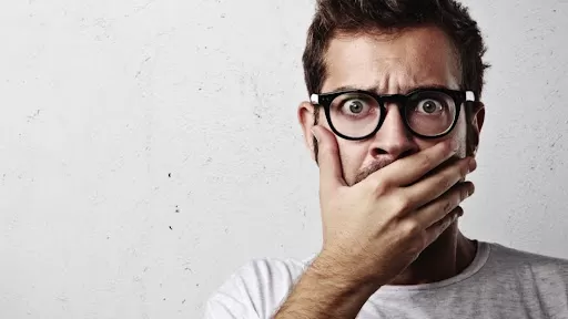 مصري ضبط زوجته وهي تخونه مع والده لكن ردت فعله ادهشت زوجته ووالده