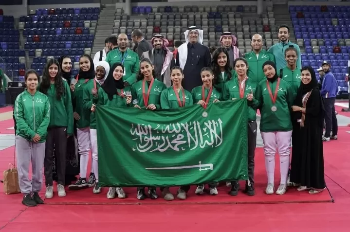 صور تكريم المنتخب السعودي للمبارزة،بعد حصوله المركز الثاني في البطولةالعـربية