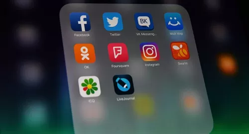 تويتر يبدأ في دفع المال للمغردين وهذه هي الشروط