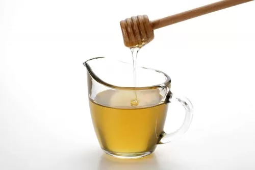 احذر: العسل مع الماء الساخن يتحول لمادة مميتة