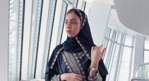 شاهد صور زينة عماد التي اشعلت السعودية في ليلة العيد بصور صادمة