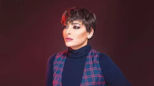 فاطمة الصفي تستعرض وشومها بملابس جريئة.. وتتعرض لهجوم لاذع!