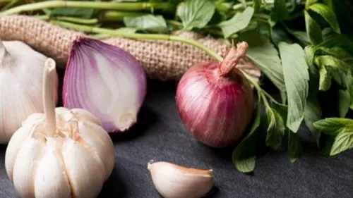 منها البصل والثوم: اطعمة يجب عدم دمجها مع بعضها لسبب سيصدمك