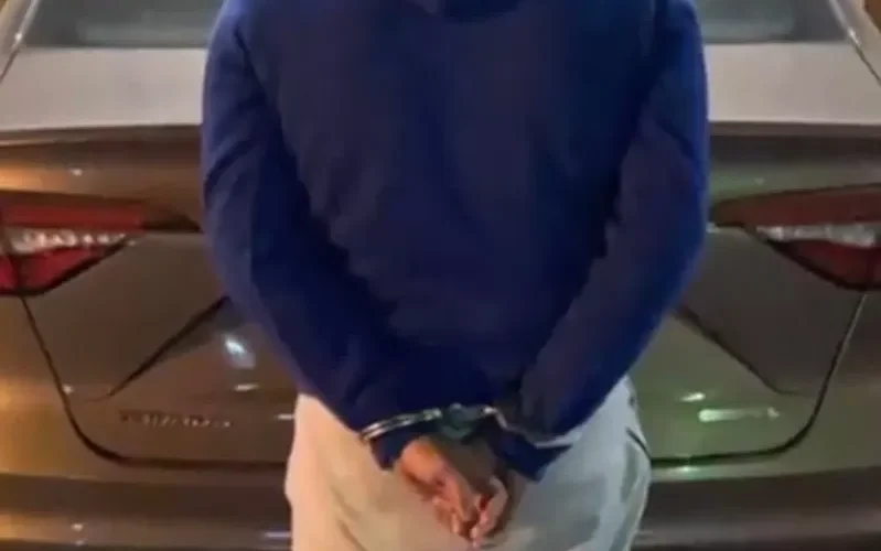 هذا ما حصل لسعودي اعتدا على نساء بطريقة مروعة في الشارع العام