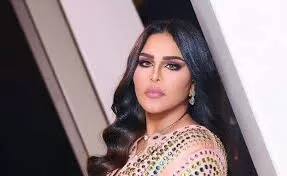 شاهد احلام تنشر لأول مرة صورة والدها والجمهور في صدمة من مهنته التي ظهرت في الصور