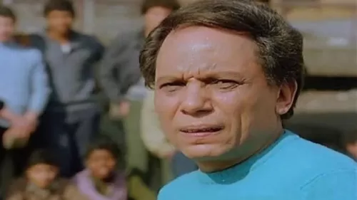 شاهد الفنانة الجميلة التي احرجت عادل امام وطلبت ان يعتذر بسبب ما فعله معها بوقاحة على السرير فكان هذا رده الصادم لها