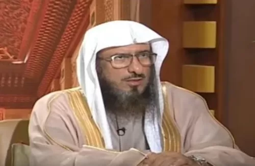 بالفيديو: هل يُعذب المتوفى في حال تأخير الورثة تقسيم الميراث؟.. الشيخ الماجد يُجيب