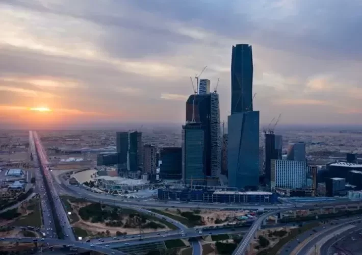 السعودية .. تمنع رسمياً قيادة هذه السيارات في شوارع المملكة وعقوبة قاسية بحق أي مخالف