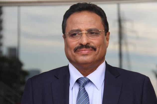 الجبواني يقطع كل التكهنات ويكشف أسباب زيارته إلى السعودية على متن طائرة خاصة