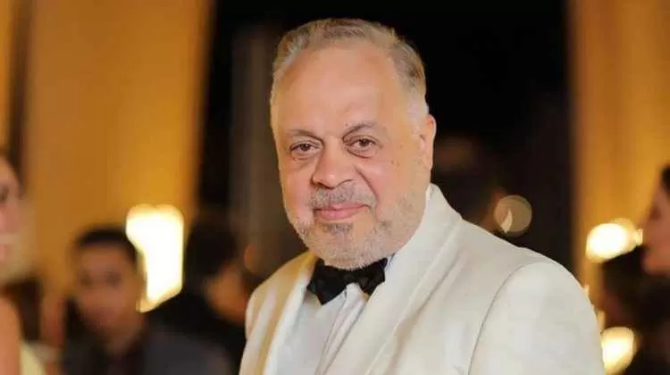 نقيب الفنانين في مصر ينقل اخبار سيئة عن الزعيم عادل امام بعد تدهور صحته وهذا ما نقله عن الاطباء