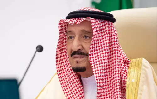 قبل ساعات من وصول محمد بن زايد للسعودية .. مكالمات هاتفية من أمير قطر للملك سلمان وولي العهد .. تفاصيل