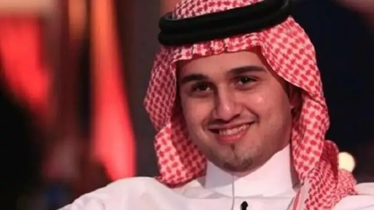 بالفيديو: عباس إبراهيم يظهر لأول مرة بعد اختفاء استمر لسنوات بسبب إرهاب محمد عبده له ويروي القصة الكاملة