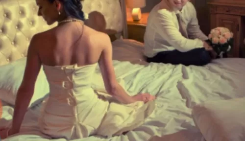 اجبرته عروسته على تناول كمية مهولة من المنشطات لاشباع رغبتها فكانت نهايته بعد ثلاث ساعات فقط على سرير دخلته  لكنها لم ترحمه حتى بعد موته