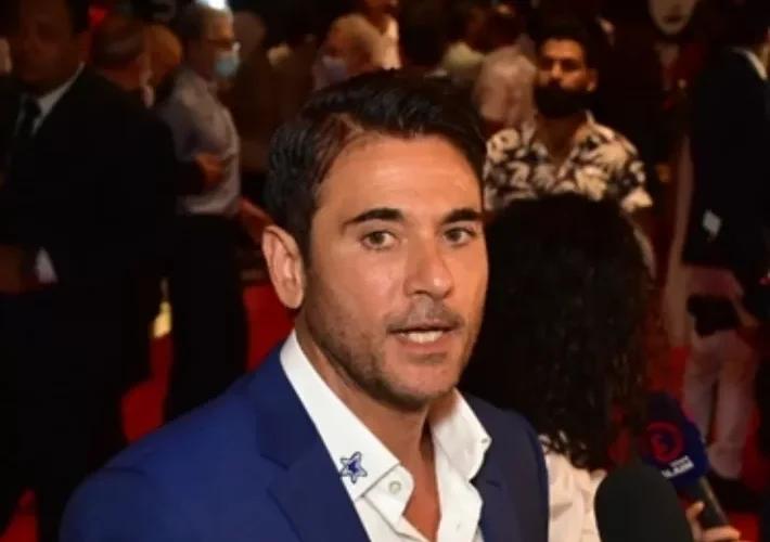 “خلي عندك دم”.. عندما أهان أحمد عز مراسل صحفي لسبب غير متوقع!