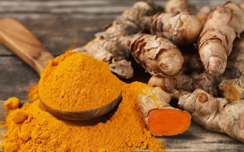 عشرين فائدة مذهلة ستغير حياتك في الكركم