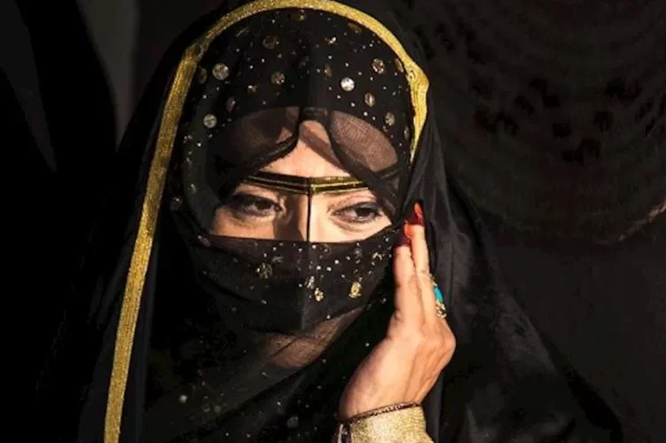 سعودية تمنع زوجها من النوم معها في نفس الغرفـة وتكشف عن سبب يشعل المملكة