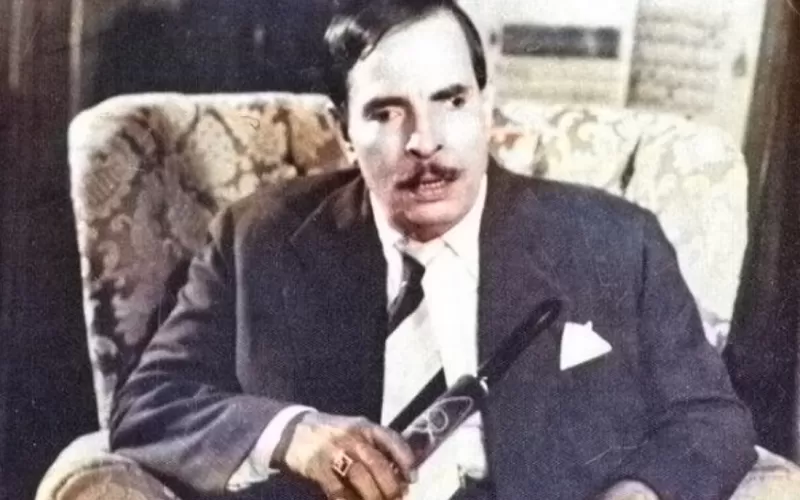 نجم الكوميديا الأول في مصر لم يحضر جنازته سوى اربعة من اصدقائه وشاهد بعينه زوجته تخونه مع ابنه بعد ان ربطوه على السرير في قصة مؤلمة ونهاية مأساوية