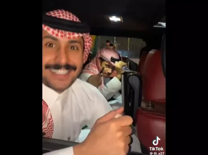 شاهد.. احتفال مشاري العتيبي وسبايكي التيك توكر باليوم الوطني يثير إعجاب المتابعين