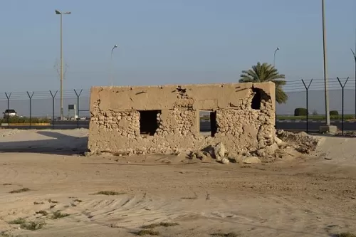 شاهد بالفيديو٬ كيف كان اول مطار في السعودية قبل ١٠٠ عام ولن تصدق كيف هو اليوم