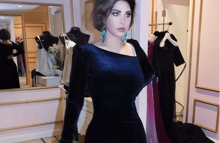 شاهد شمس الكويتية عندما تتعرى عن قصة وتعمد