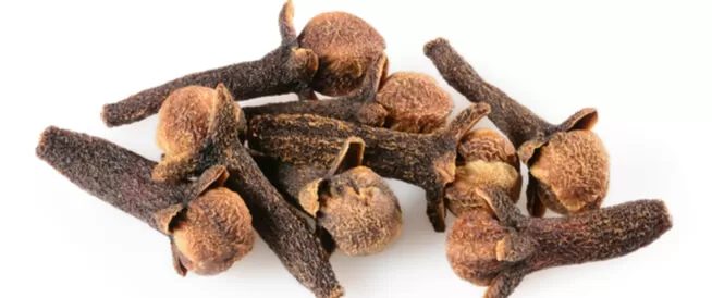 مشروب القرنفل على الريق يعيد لك قوتك الكاملة ولن تحتاج اي منشطات وهذه هي طريقة تحضيره الصحيحة