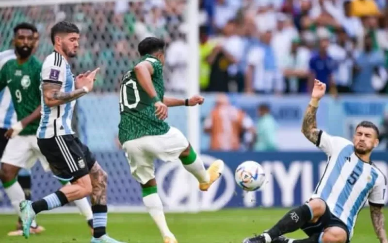 هدف اللاعب السعودي سالم الدوسري في الأرجنتين أجمل ثالث أهداف كأس العالم